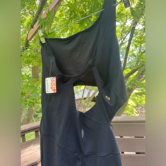 Free People Movement Revolve Transcend Limits One Piece Romper bodysuit Onesie - Picture 8 of 9